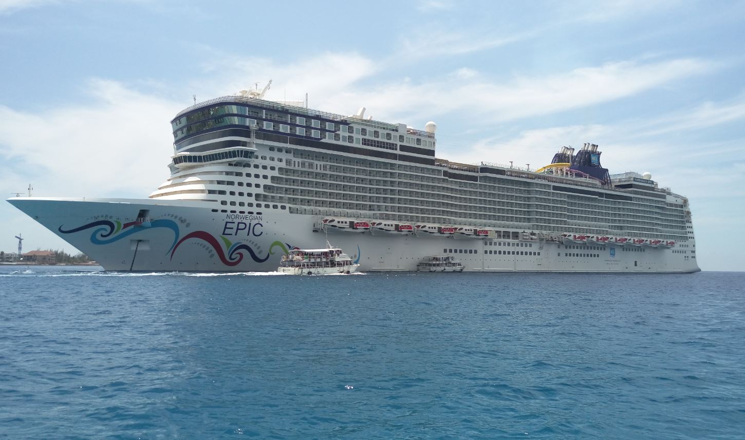 Work on a cruise ship - Norwegian Epic